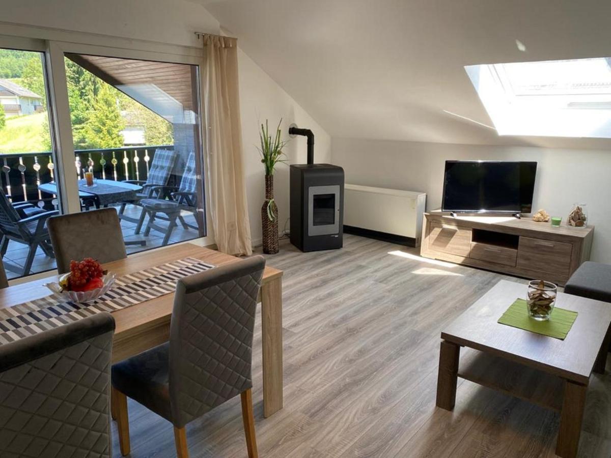 Ferienwohnung Frieda Mit Ueberdachtem Balkon Winterberg Eksteriør billede